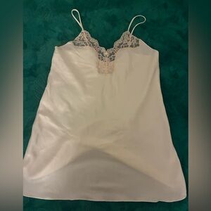 Victoria’s Secret cami slip gown cream with ballet pink lace size medium.